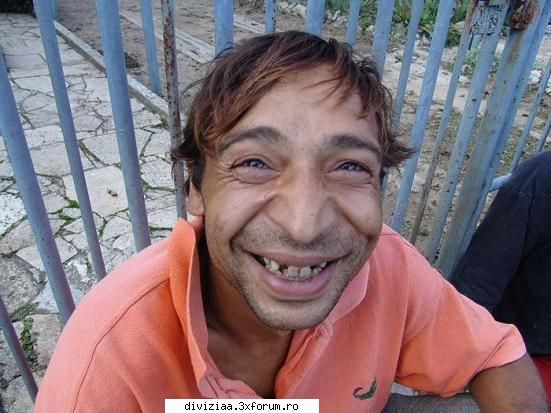 Aici Fiecare Vizitator Poate Spune Cate Un Banc !!! - Iţi place să fi - Bancurii Hazlii !!